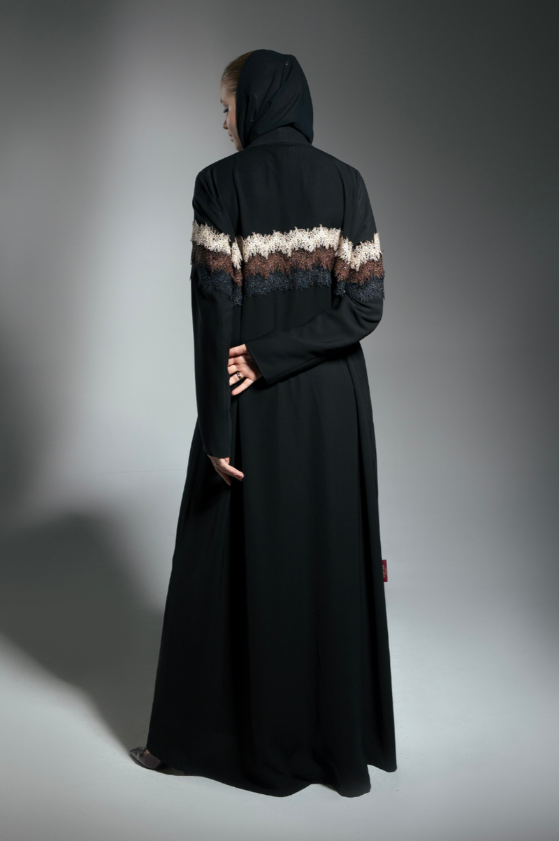 Echoed Threads + free surprise abaya