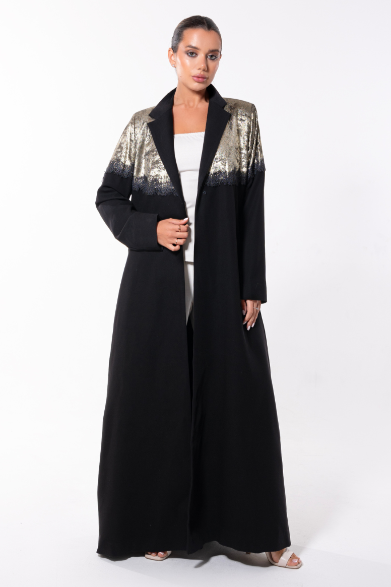 Wings of Gold + free surprise abaya