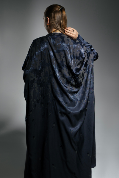 The Draped Poem