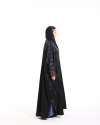 Luxury Esme Traditional Bisht from Esme Abaya Summer '26 collection designed with a graceful silhouette and timeless elegance.