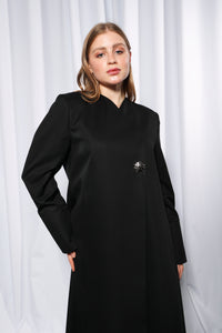 Complete outfit styling of Minimalistic abaya for formal and everyday wear